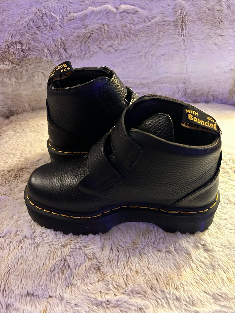🖤Dr. Martens Devon Heart Boots BLACK🖤 - Picture 7 of 10